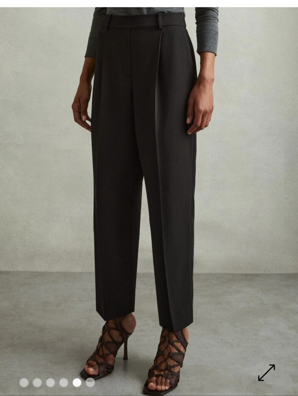 REISS Front Pleat Tapered Trousers In Black US 4 NWOT